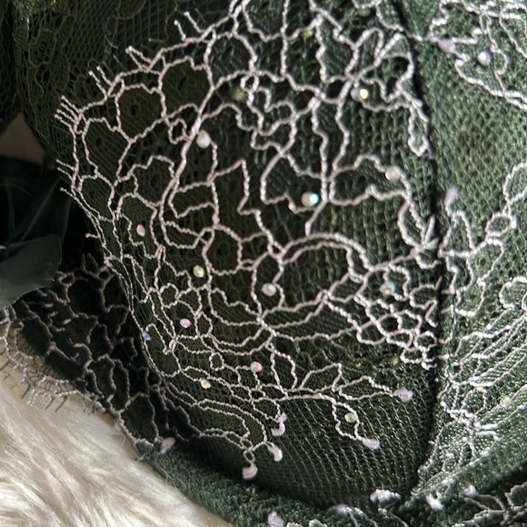 Victoria’s Secret Lingerie Set - Picture 5 of 11